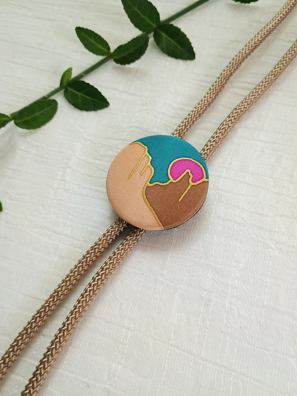 🐴 ECLECTIC CHIC 🐴 VTG Artisan Southwestern Bolo Tie, Native Vibes, Mens Jewelr